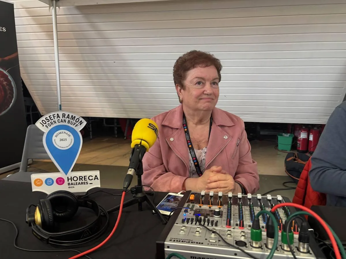Pepa Ramon durante una entrevista de radio